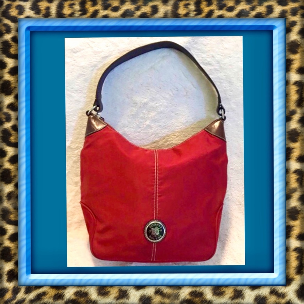 👑✅PRICE FIRM✅ Vintage Dooney & Bourke Red Wayfarer Nylon Bag